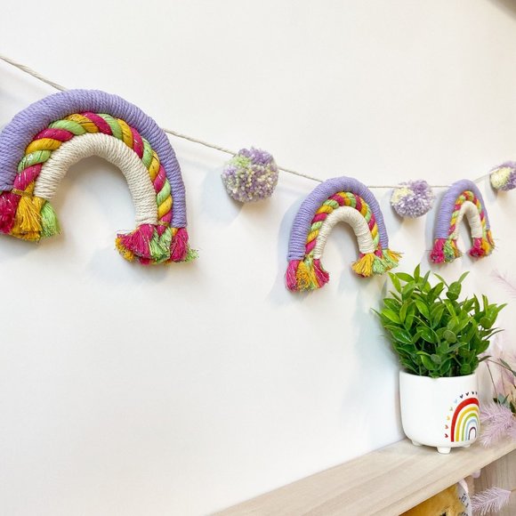 Rainbow Garland, Rainbow Garland Nursery, Rainbow - Picture 1 of 7